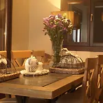 Apart Otel Kamares Villas 3*
