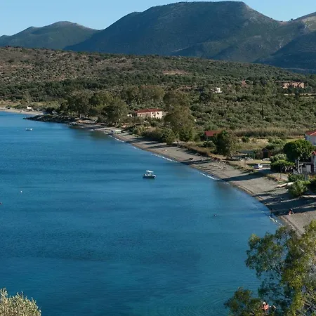 卡马雷斯别墅 公寓式酒店 Kamáres