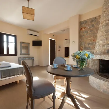 Aparthotel Kamares Villas