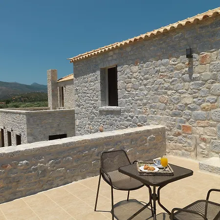 Kamares Villas Aparthotel 3*