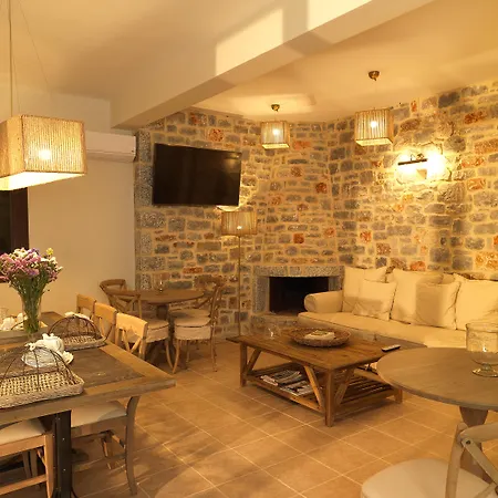 卡马雷斯别墅 3* Kamáres