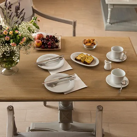 카마레스 빌라 아파트호텔