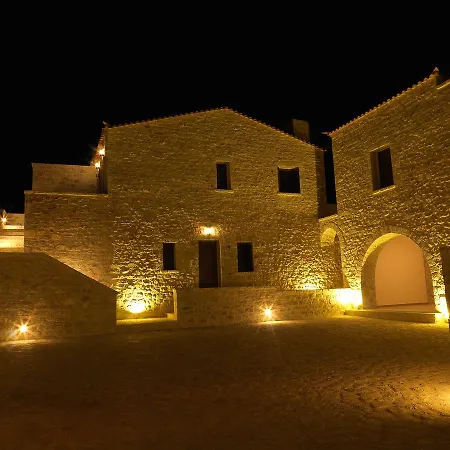 卡马雷斯别墅 公寓式酒店 3*